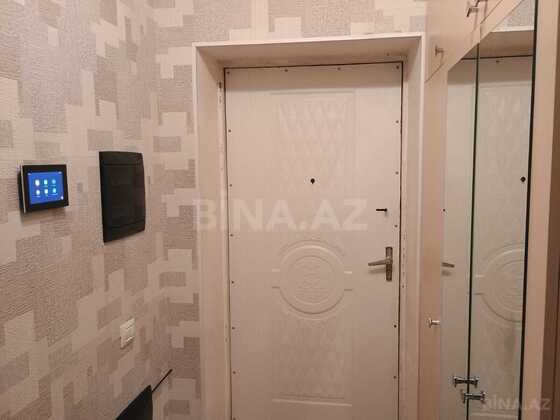 3 otaqlı Köhnə tikili, Bakıxanov q., Bakı