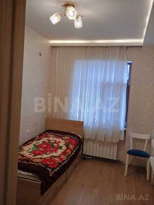 3 otaqlı Köhnə tikili, Bakıxanov q., Bakı