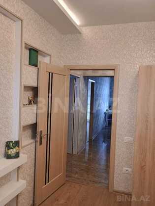 3 otaqlı Köhnə tikili, Bakıxanov q., Bakı