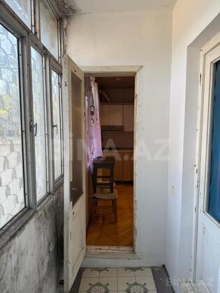 3 otaqlı Köhnə tikili, Xalqlar Dostluğu m., Bakı