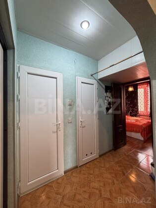 3 otaqlı Köhnə tikili, Qaraçuxur q., Bakı