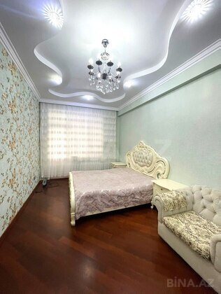 3 otaqlı Yeni tikili, Neftçilər m., Bakı