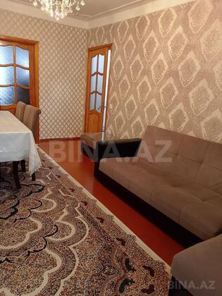3 otaqlı Köhnə tikili, Qara Qarayev m., Bakı