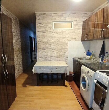 3 otaqlı Köhnə tikili, Xalqlar Dostluğu m., Bakı