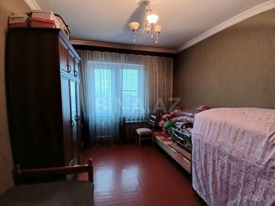 3 otaqlı Köhnə tikili, Xalqlar Dostluğu m., Bakı