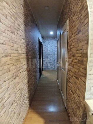 3 otaqlı Köhnə tikili, Xalqlar Dostluğu m., Bakı