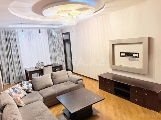 2 otaqlı Yeni tikili, Qara Qarayev m., Bakı