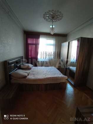 2 otaqlı Köhnə tikili, Memar Əcəmi m., Bakı