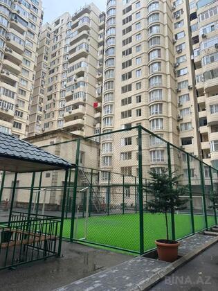 2 otaqlı Yeni tikili, 8 Noyabr m., Bakı