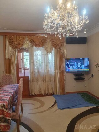 2 otaqlı Köhnə tikili, Badamdar q., Bakı