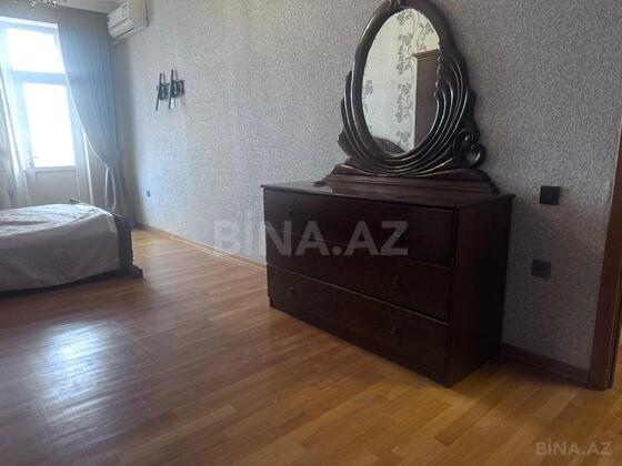 3 otaqlı Yeni tikili, 8 Noyabr m., Bakı
