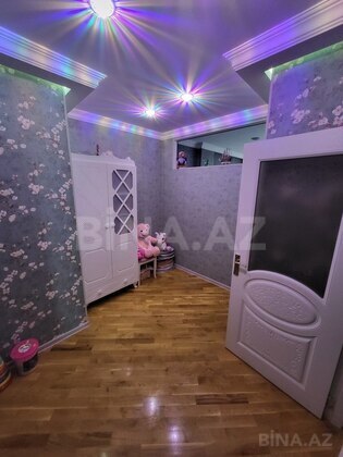 3 otaqlı Yeni tikili, 8 Noyabr m., Bakı