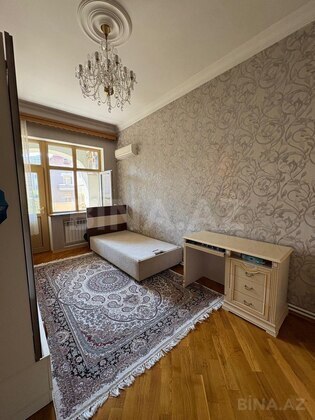 5 otaqlı Həyət evi/Bağ evi, Nəsimi m., Bakı
