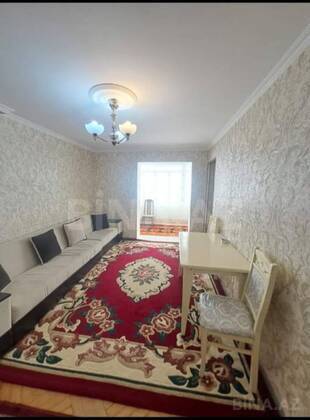 2 otaqlı Köhnə tikili, Elmlər Akademiyası m., Bakı