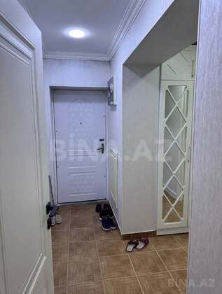 2 otaqlı Köhnə tikili, Neftçilər m., Bakı