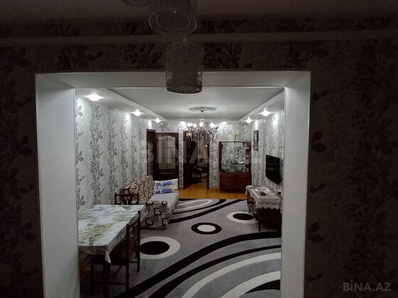 3 otaqlı Köhnə tikili, Elmlər Akademiyası m., Bakı