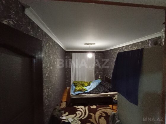 3 otaqlı Köhnə tikili, Elmlər Akademiyası m., Bakı