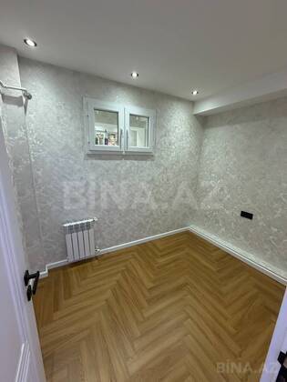 3 otaqlı Köhnə tikili, Əhmədli m., Bakı