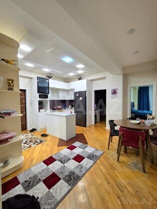 3 otaqlı Yeni tikili, Neftçilər m., Bakı