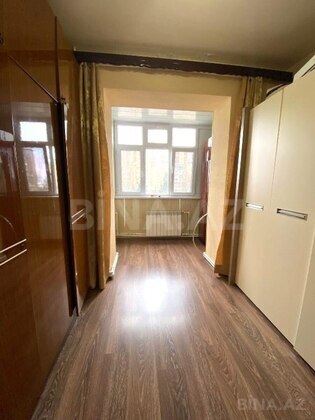 5 otaqlı Köhnə tikili, Əhmədli m., Bakı