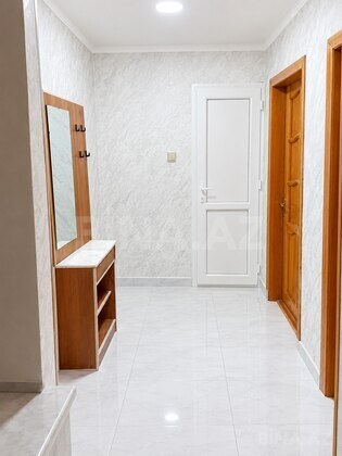 2 otaqlı Köhnə tikili, 8-ci mikrorayon q., Bakı
