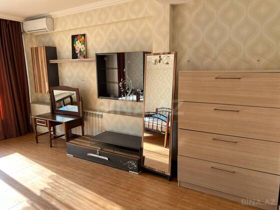 3 otaqlı Köhnə tikili, Nəsimi r., Bakı