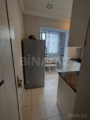 2 otaqlı Köhnə tikili, İnşaatçılar m., Bakı