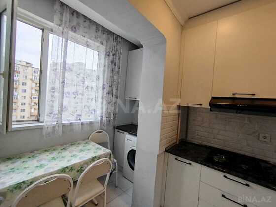 2 otaqlı Köhnə tikili, İnşaatçılar m., Bakı