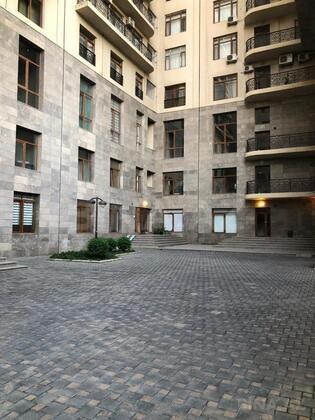 3 otaqlı Yeni tikili, 28 May m., Bakı