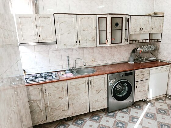4 otaqlı Köhnə tikili, Nəsimi r., Bakı