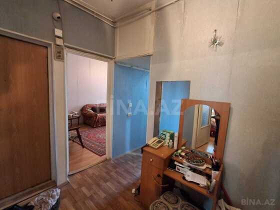 2 otaqlı Köhnə tikili, Qara Qarayev m., Bakı