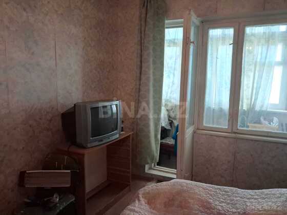 2 otaqlı Köhnə tikili, Qara Qarayev m., Bakı