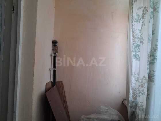 2 otaqlı Köhnə tikili, Qara Qarayev m., Bakı