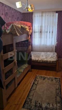 3 otaqlı Köhnə tikili, Neftçilər m., Bakı