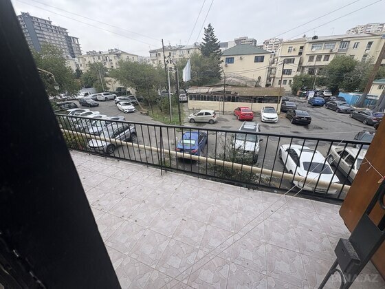 1 otaqlı Köhnə tikili, Şah İsmayıl Xətai m., Bakı