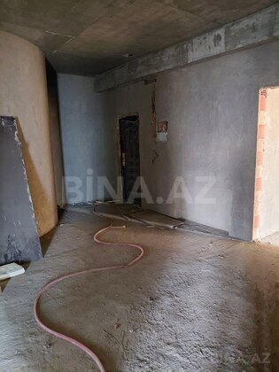 4 otaqlı Yeni tikili, Elmlər Akademiyası m., Bakı