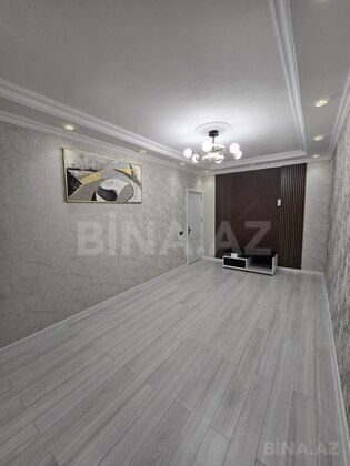 3 otaqlı Köhnə tikili, Həzi Aslanov m., Bakı