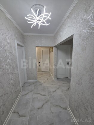 3 otaqlı Köhnə tikili, Həzi Aslanov m., Bakı