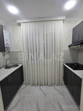 3 otaqlı Köhnə tikili, Həzi Aslanov m., Bakı
