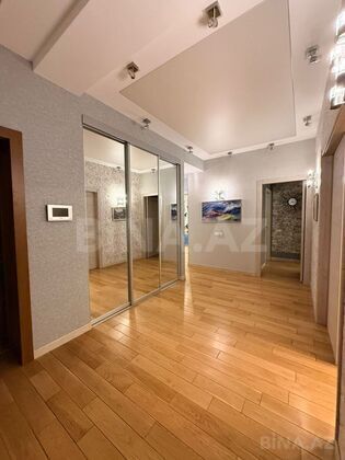 4 otaqlı Yeni tikili, Şah İsmayıl Xətai m., Bakı