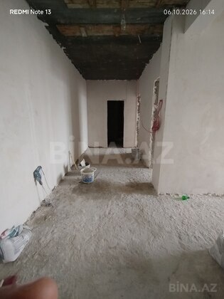 3 otaqlı Yeni tikili, Xırdalan