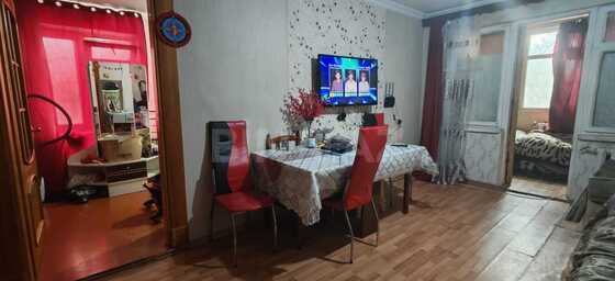 2 otaqlı Köhnə tikili, Neftçilər m., Bakı