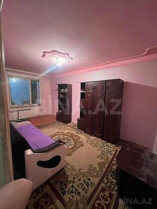 3 otaqlı Köhnə tikili, Xalqlar Dostluğu m., Bakı
