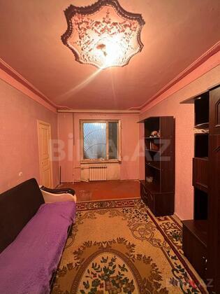 3 otaqlı Köhnə tikili, Xalqlar Dostluğu m., Bakı