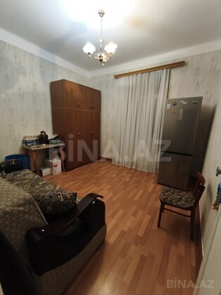 3 otaqlı Köhnə tikili, Neftçilər m., Bakı