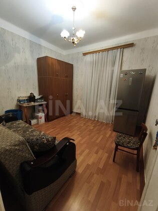 3 otaqlı Köhnə tikili, Neftçilər m., Bakı