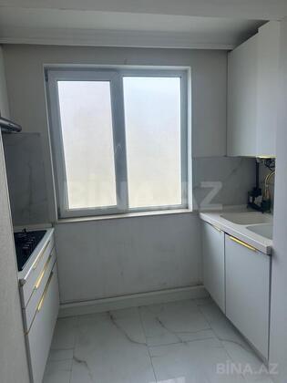 4 otaqlı Köhnə tikili, İnşaatçılar m., Bakı