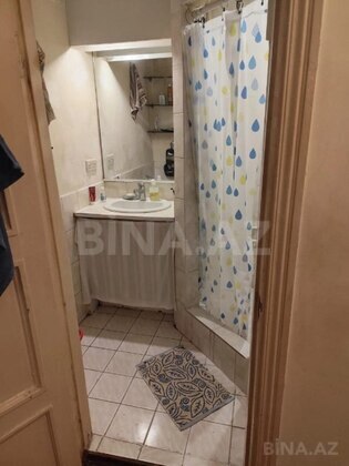 5 otaqlı Köhnə tikili, Elmlər Akademiyası m., Bakı