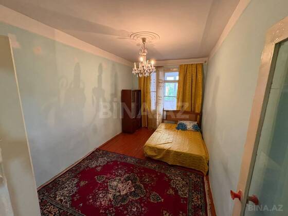4 otaqlı Köhnə tikili, Xaçmaz r., Xaçmaz