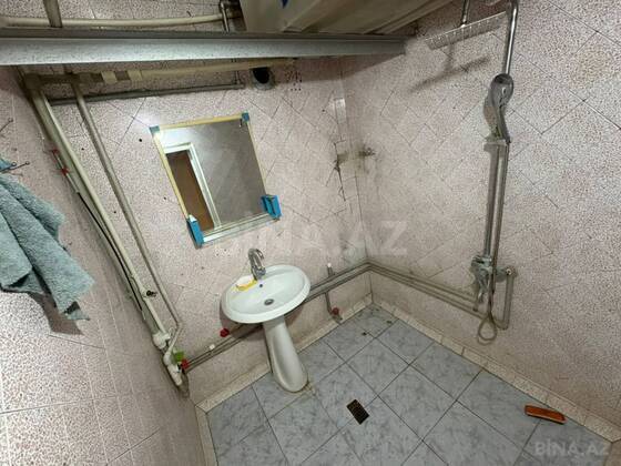 4 otaqlı Köhnə tikili, Xaçmaz r., Xaçmaz